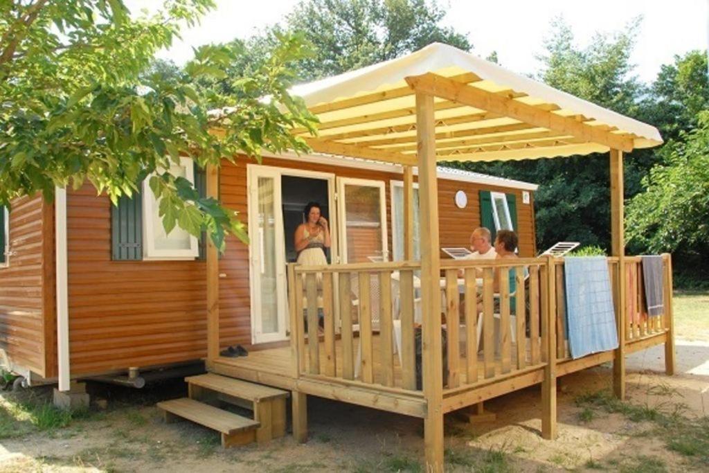 Camping Laroque Des Alberes Exterior photo